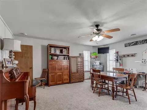 4401 S Dobbs Rd, Harrah, OK 73045 photo 16