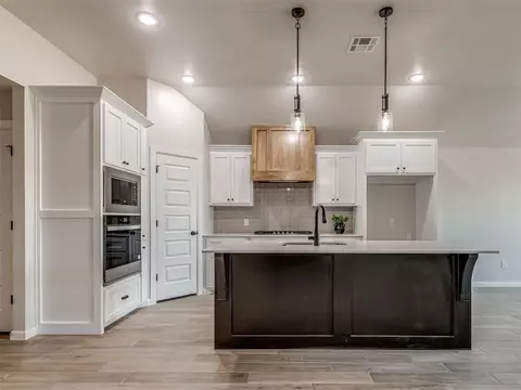 4045 Hart St, Tuttle, OK 73089 photo 10