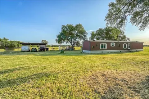 17515 E 1240 Rd, Erick, OK 73645 photo 3