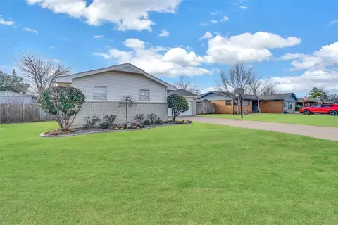 266 William Dr, Altus, OK 73521 photo 3