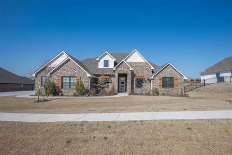 701 Villaverde Dr, Norman, OK 73071