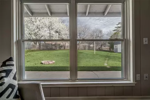 637 E 9th St, Edmond, OK 73034 photo 12