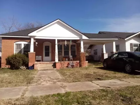 904 S Cherry Ave, Ada, OK 74820