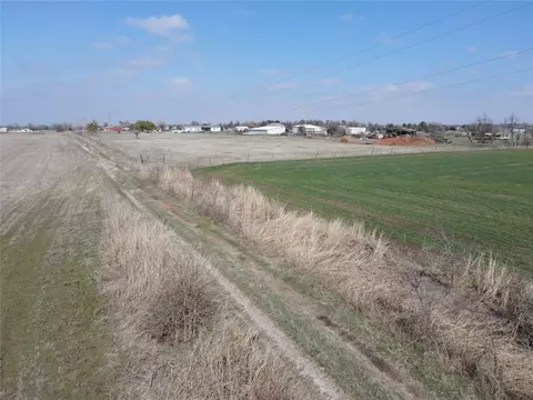 W 44th Street, Mustang, OK 73064