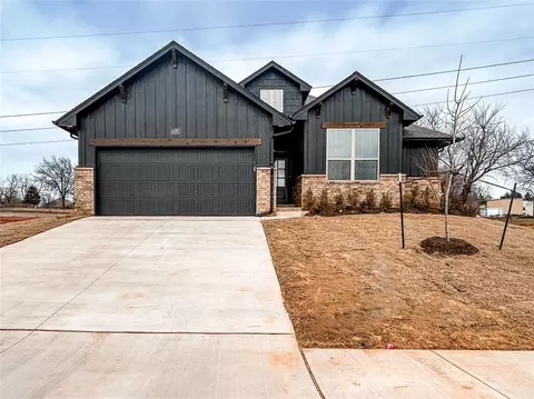 4325 Ritter Rd, Edmond, OK 73012