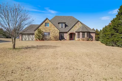 3701 Four Winns Strait, Edmond, OK 73013
