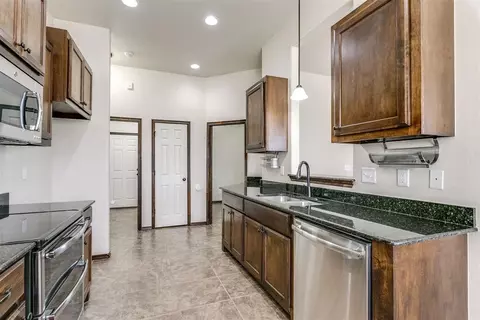 1112 Ella Dr, Tuttle, OK 73089 photo 15