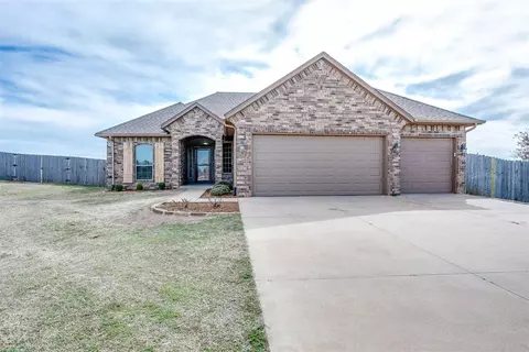 1112 Ella Dr, Tuttle, OK 73089 photo 4