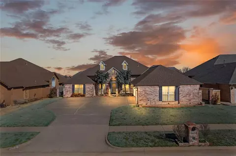 9409 SW 32nd Ter, Oklahoma City, OK 73179