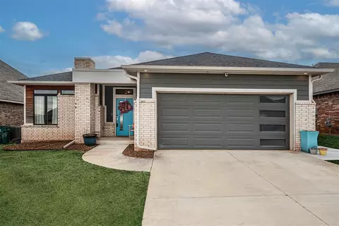 613 NW 179th St, Edmond, OK 73012