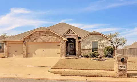 5033 Kelly Lakes Dr, Edmond, OK 73025