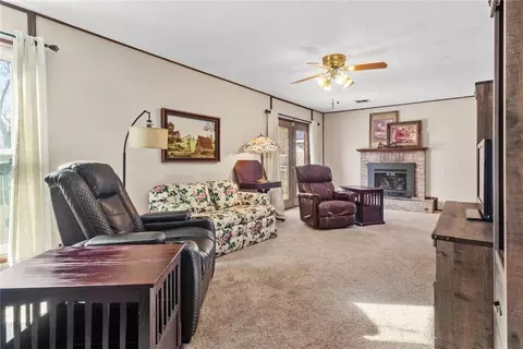 819 N Brewer Ave, Hydro, OK 73048 photo 6