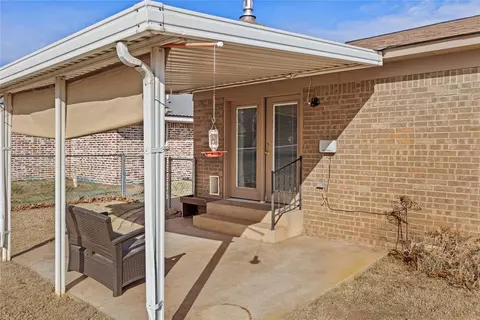 819 N Brewer Ave, Hydro, OK 73048 photo 16
