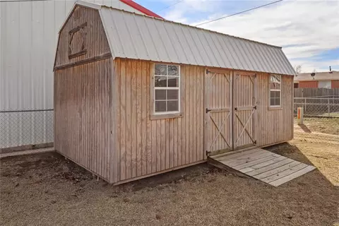 819 N Brewer Ave, Hydro, OK 73048 photo 19