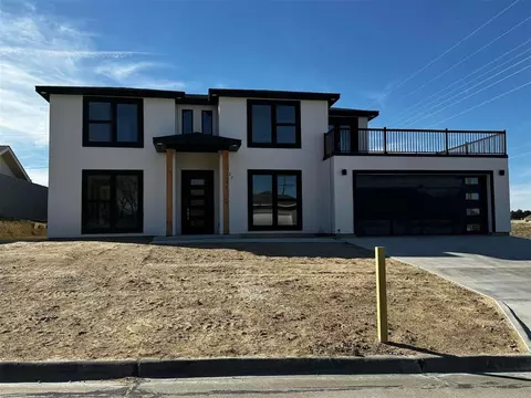 817 NW 22 St, Guymon, OK 73942