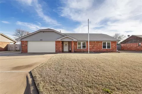 1416 Plains Ave, Weatherford, OK 73096