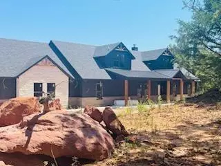 13820 Carter Dr, Arcadia, OK 73007