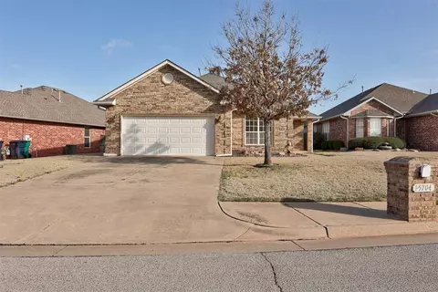 15704 Teesdale Rd, Edmond, OK 73013