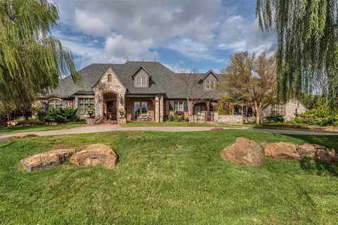 10251 Stone Gate Dr, Arcadia, OK 73007 photo 2