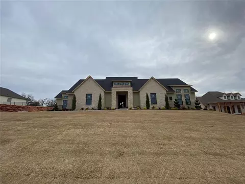9508 Autumn Park Ln, Oklahoma City, OK 73151