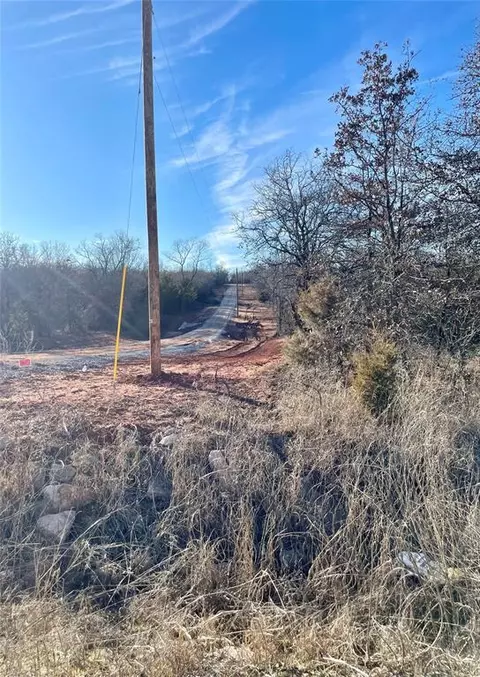 7 South Harrah Road, Mcloud, OK 74851 photo 4