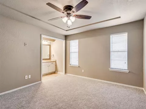 1332 W Cedarbrook Ln, Moore, OK 73170 photo 15