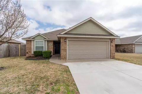 7704 Sunny Pointe Ln, Oklahoma City, OK 73135