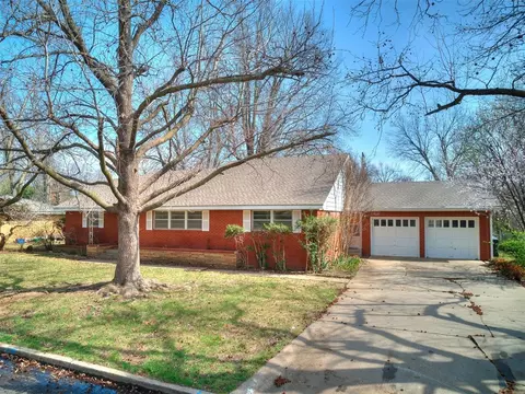 1516 Ann Arbor Dr, Norman, OK 73069