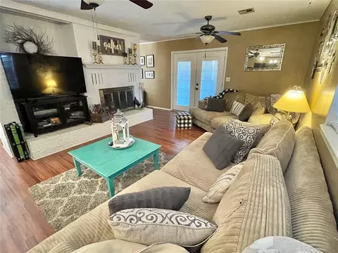 811 Wilshire Ter, Anadarko, OK 73005