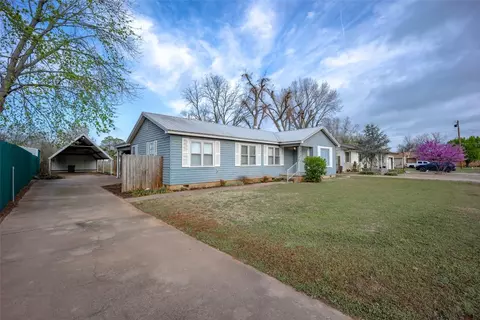808 S Ave, Maysville, OK 73057