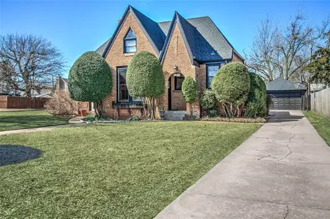124 S 9th St, Yukon, OK 73099