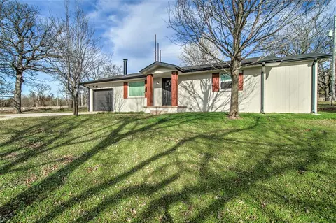 2001 Cherry Ln, Stillwater, OK 74075
