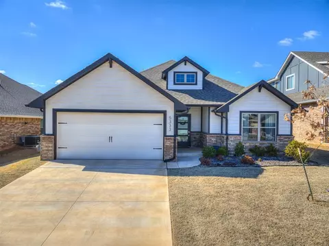 5333 Riverrun Ct, Arcadia, OK 73007