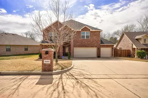 1059 Creekside Dr, Choctaw, OK 73020