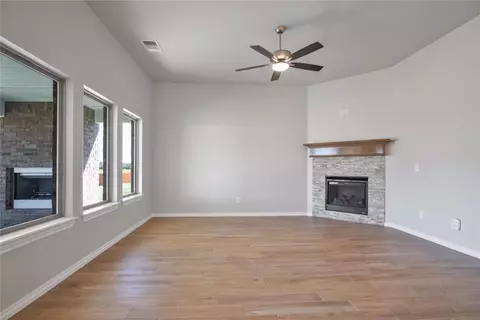 3108 Open Prairie Trl, Yukon, OK 73099