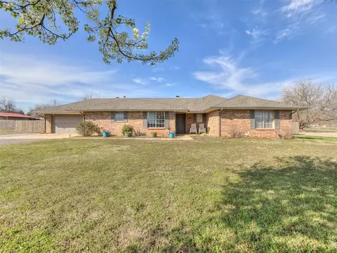 1725 E Washington Ave, Piedmont, OK 73078
