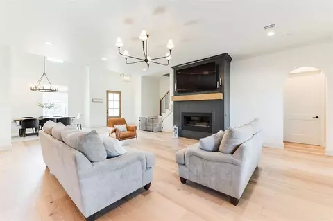 3117 Basanova Dr, Edmond, OK 73034 photo 9