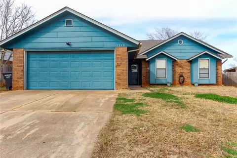 1713 SE 13th St, Moore, OK 73160