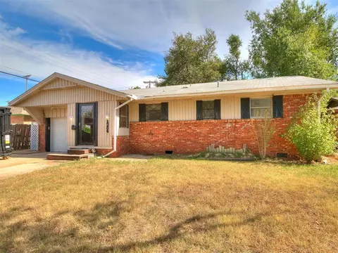 1204 N Nail Pkwy, Moore, OK 73160