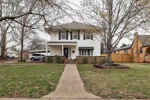 319 W Washington St, Purcell, OK 73080