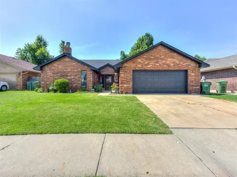 1420 Chimney Hill Dr, Yukon, OK 73099