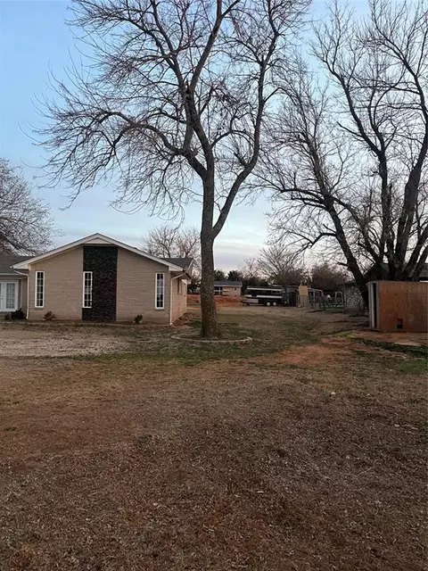 11600 E Britton Rd, Jones, OK 73049 photo 4