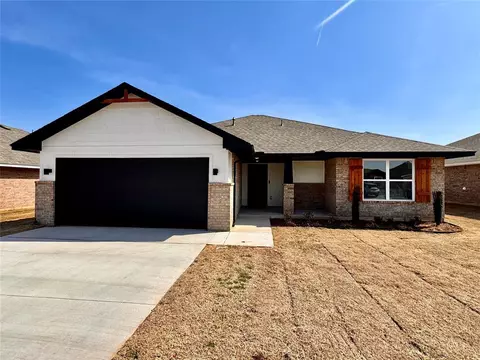 928 S Appaloosa Ln, Mustang, OK 73064