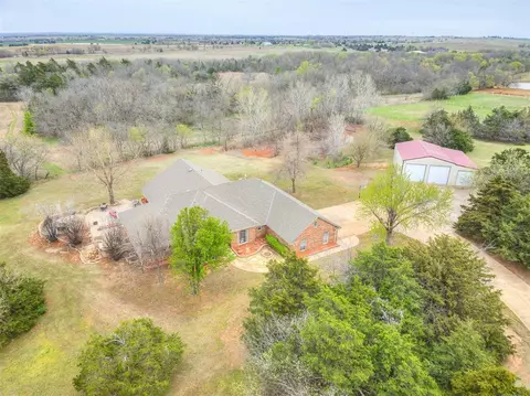 19501 Prairie Dr, Cashion, OK 73016