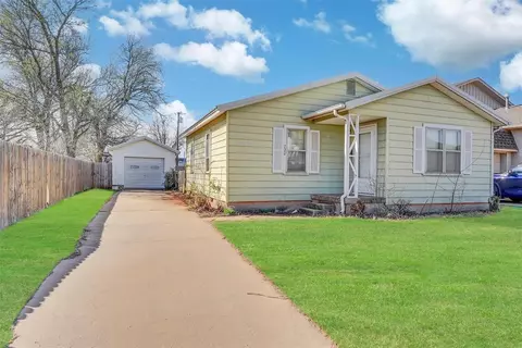 720 W 2nd, Elk City, OK 73644