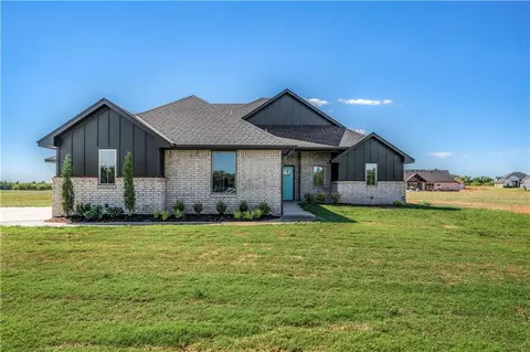 4598 Makenzie Trl, Piedmont, OK 73078