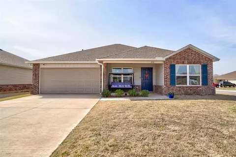 1316 Peridot Ln, Noble, OK 73068
