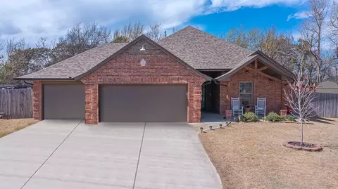 1837 W Jj Court Ct, Mustang, OK 73064