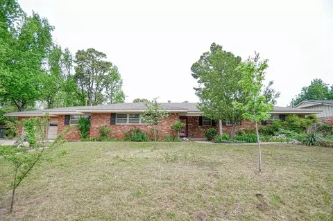 1711 Crestmont Ave, Norman, OK 73069