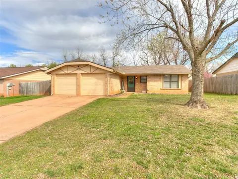 1312 Craig Blvd, Edmond, OK 73003